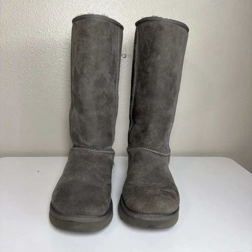 UGG Australia Classic Tall 5815 Gray Sheepskin Boots Womens Size 10